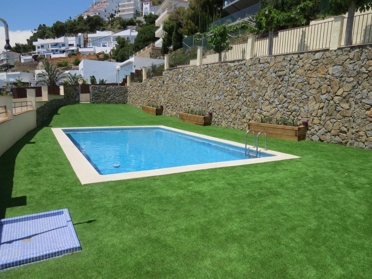Turo Marina 3 Villa Roses Exterior photo