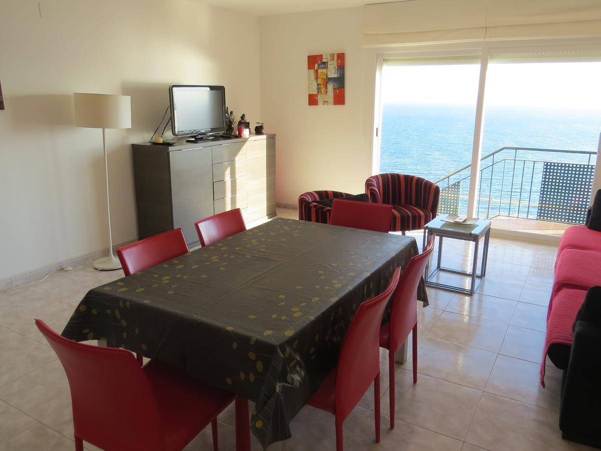 Turo Marina 3 Villa Roses Exterior photo