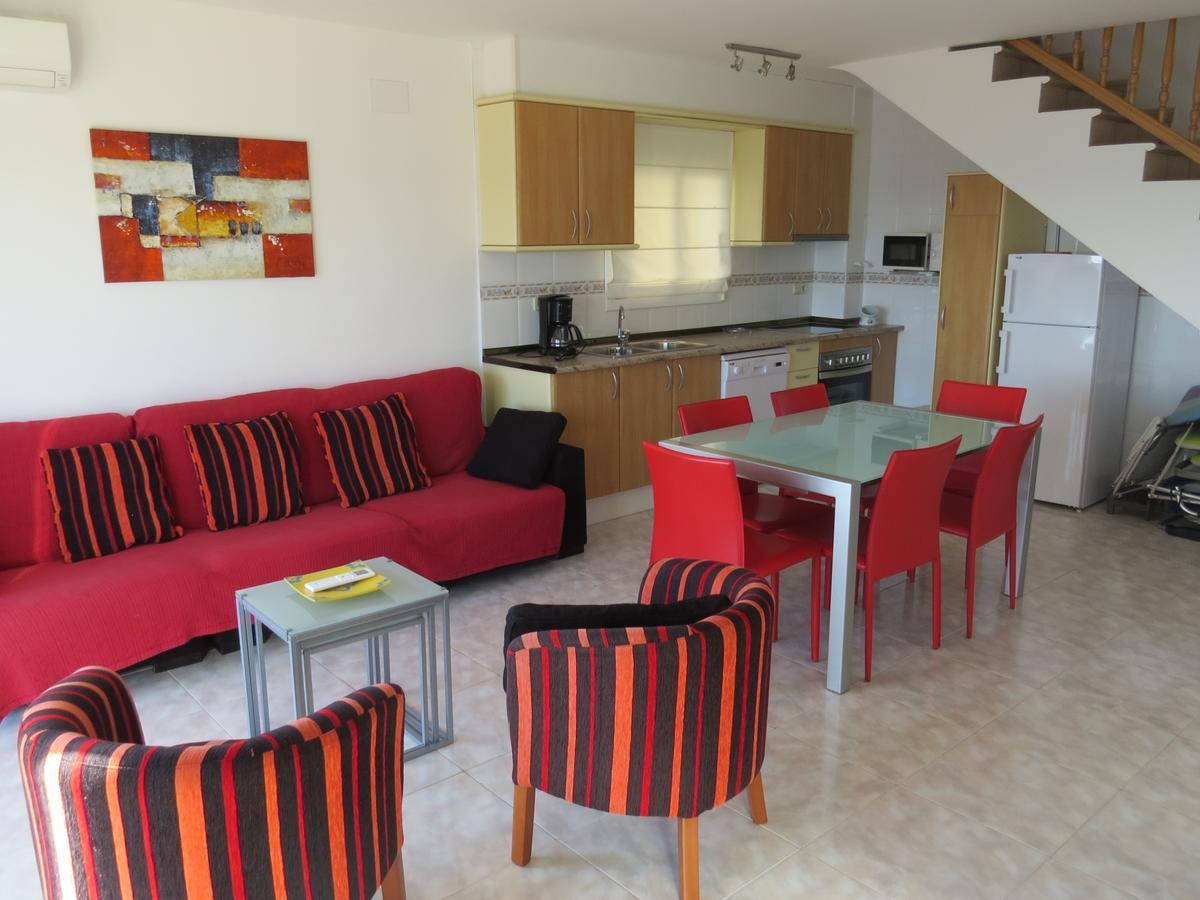 Turo Marina 3 Villa Roses Exterior photo